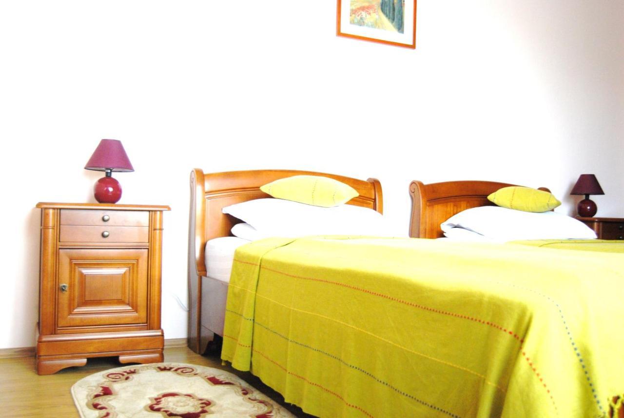 Casa Rad Hotel Sinmartin  Room photo